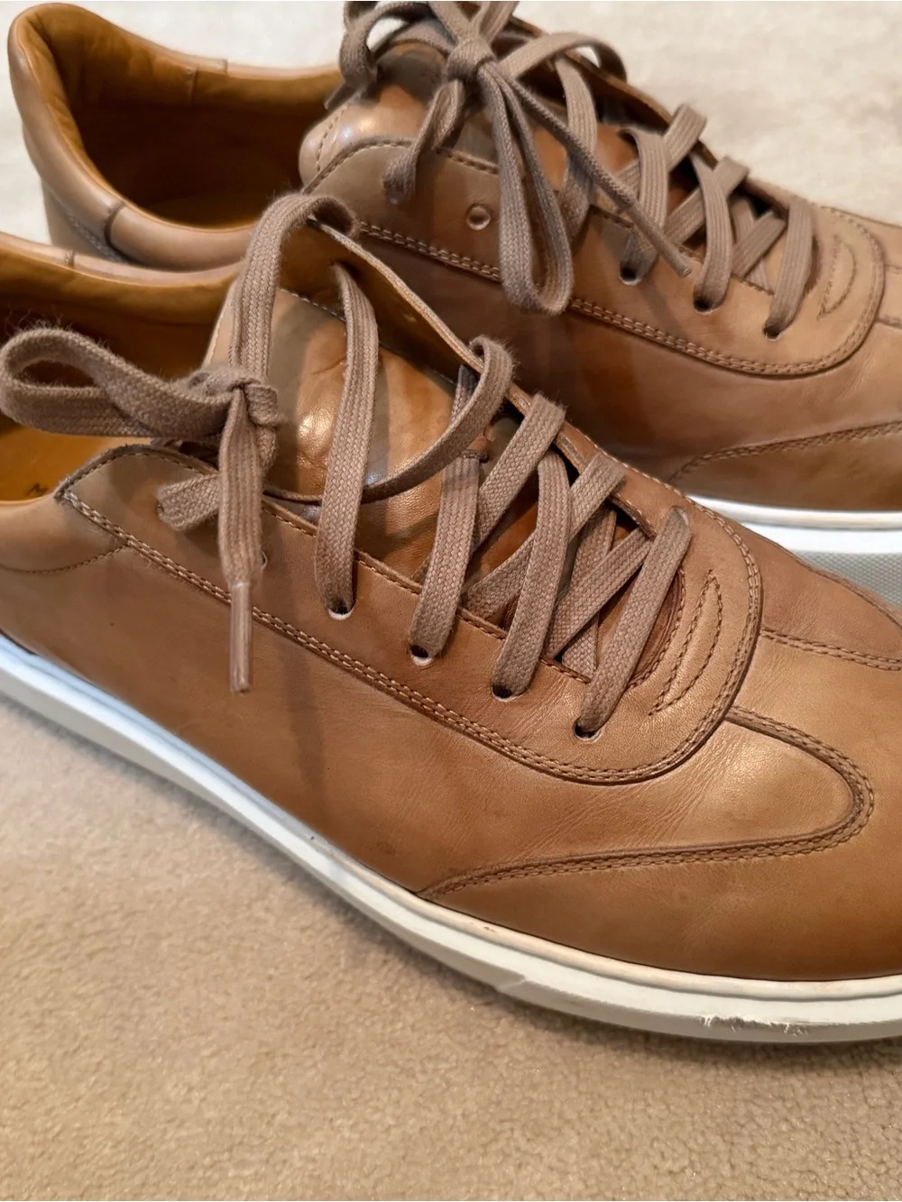 Magnanni Tan Leather Low-Top Sneakers - Picture 5 of 5